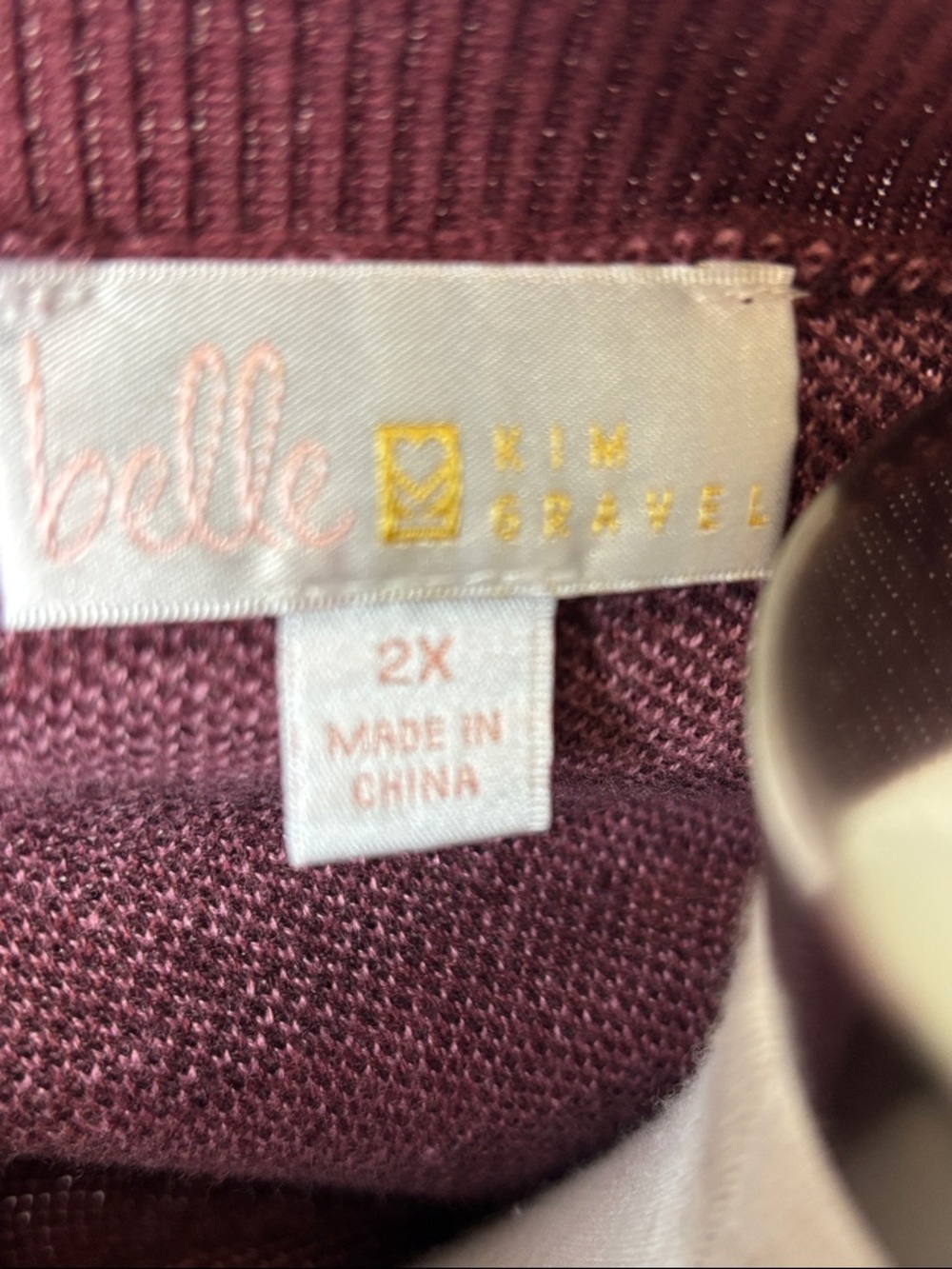 Belle by Kim Gravel size 2X Pink & Burgundy Camo V-Neck Sweater - Picture 7 of 7